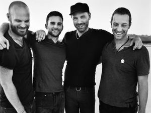 Группа Coldplay представила клип с Бейонсе